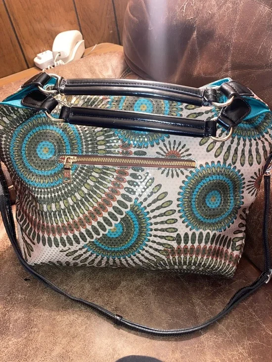 ❤️🔥Nicole Lee USA Vibrant Multicolor Gemstone purse - Picture 7 of 15